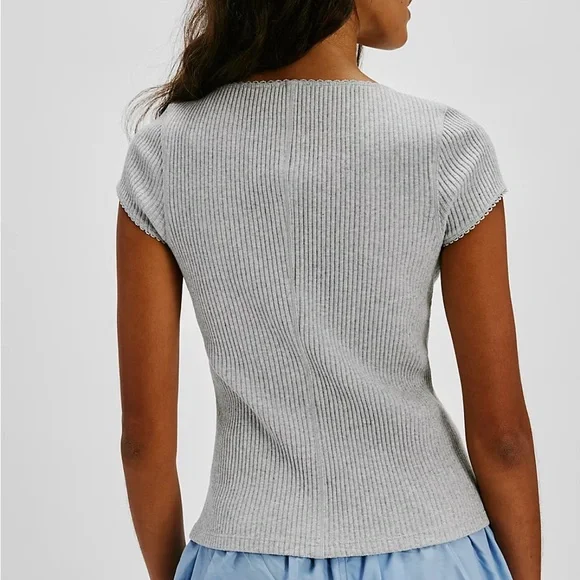 🆕 Free People Most Wanted Cardi Light Heather Grey Short Sleeve Button Front XS - Picture 2 of 8
